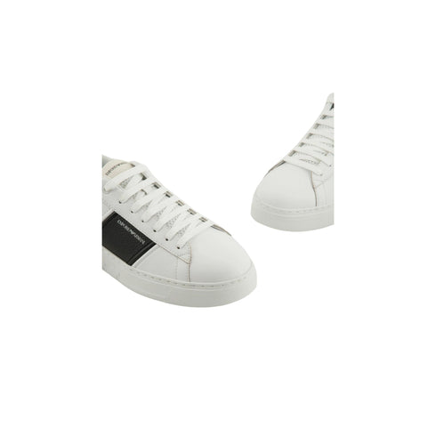 Emporio Armani Sneakers Sneakers Uomo con dettaglio logato in contrasto Bianco nero - Francavilla Moda